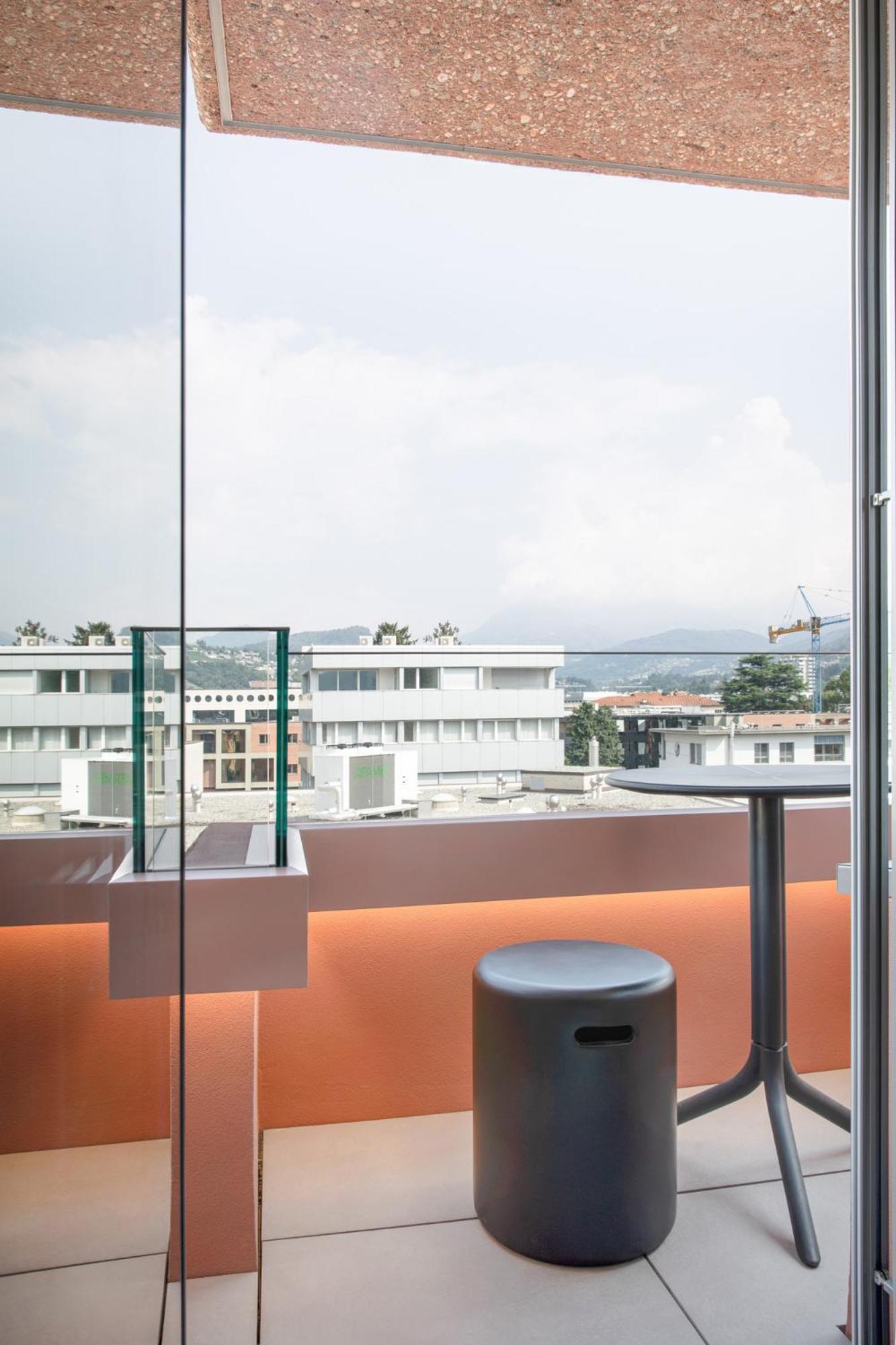 Visionapartments Lugano - Contactless Check-In エクステリア 写真