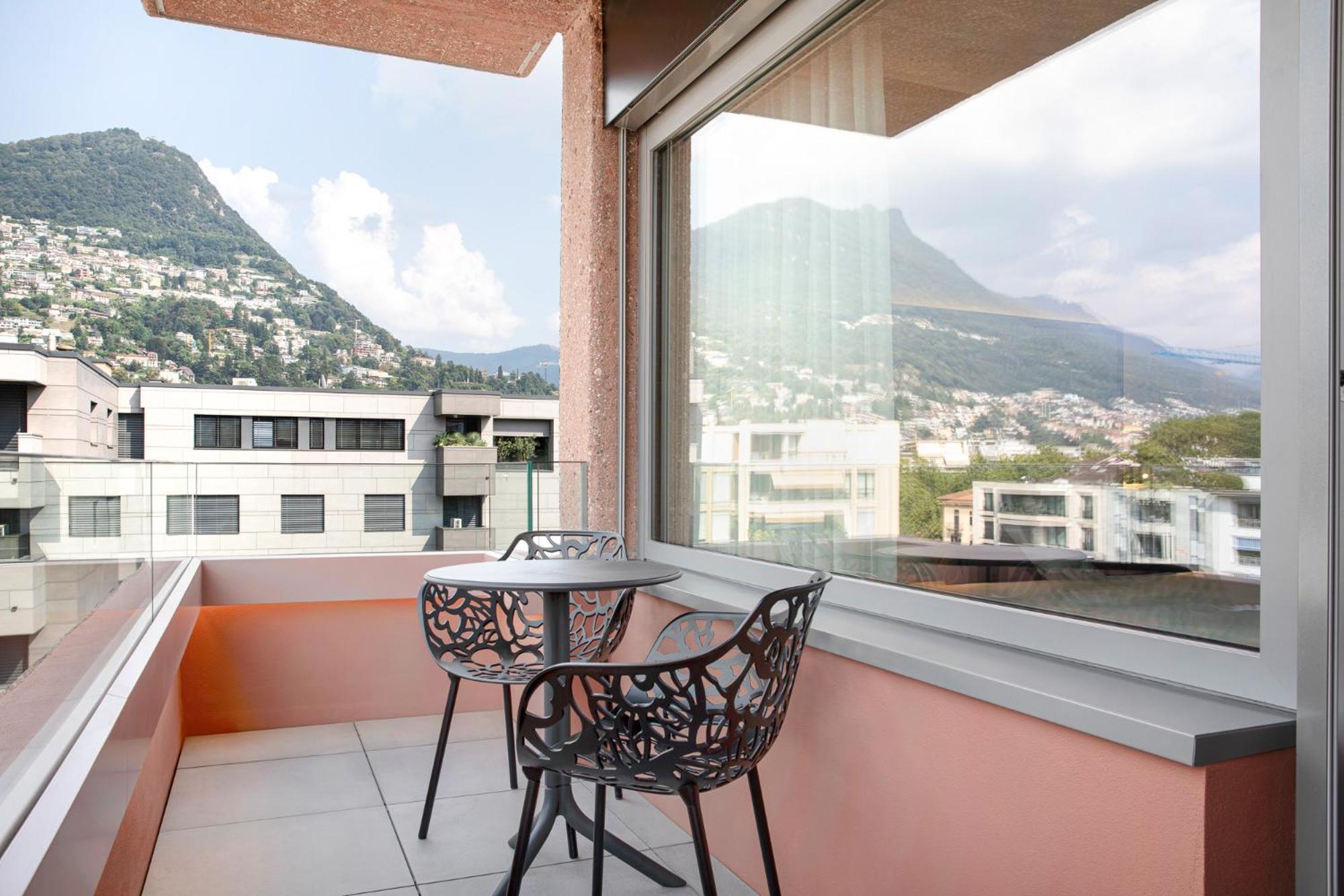 Visionapartments Lugano - Contactless Check-In エクステリア 写真